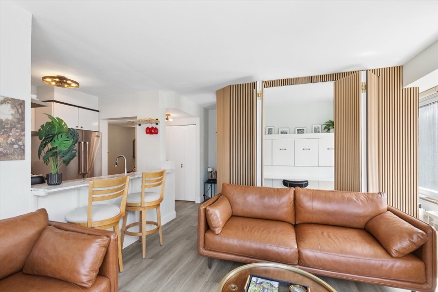 Penthouse mit Dachterrasse in Krefeld-Uerdingen — Hauptfoto